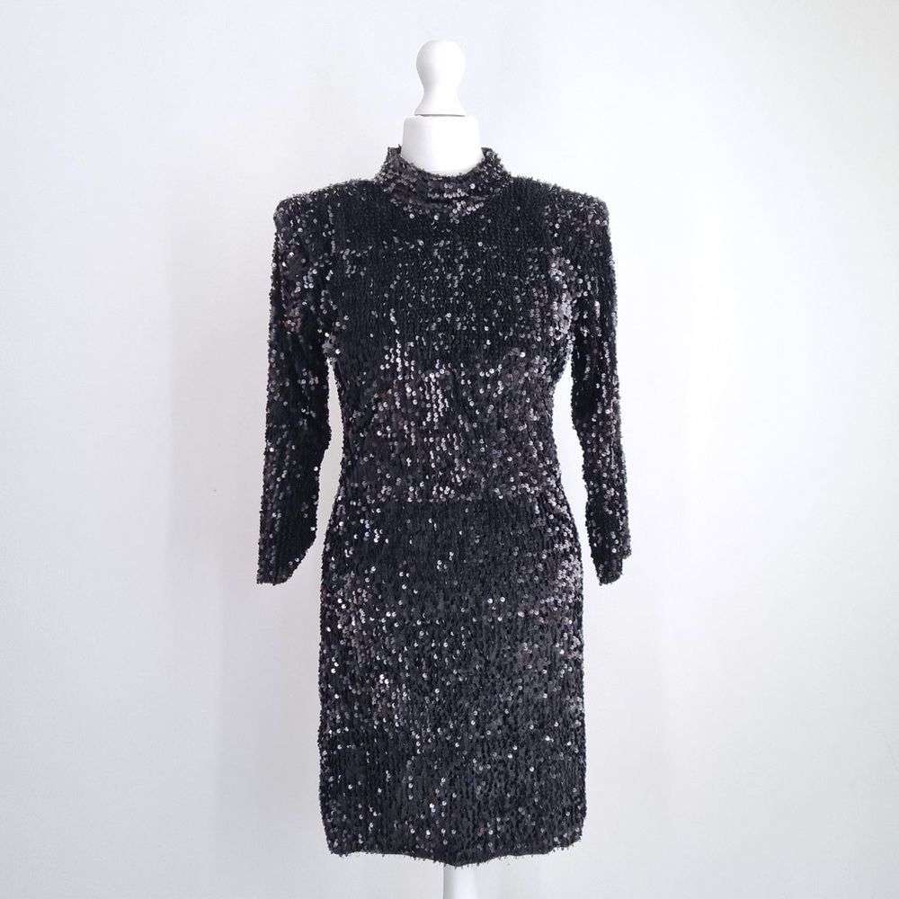 New with tags! Zara Velvet Black Sequin